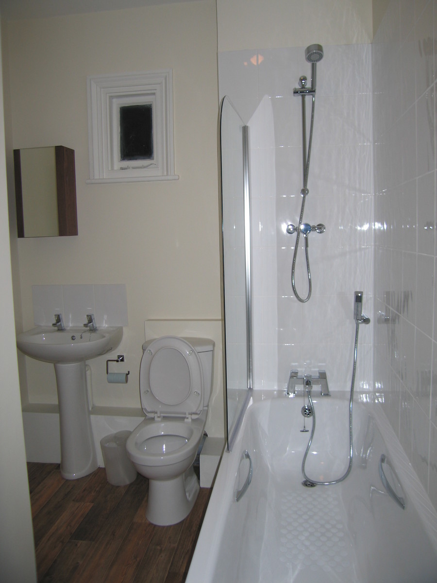 2 bedroom Bungalow To Let