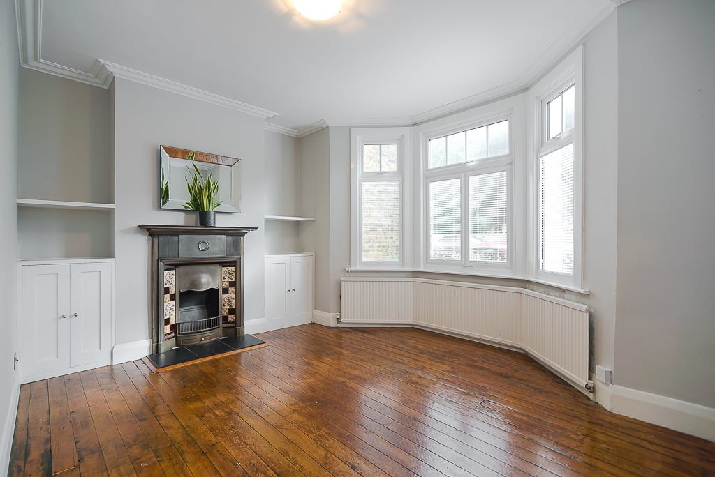 2 bedroom Bungalow To Let