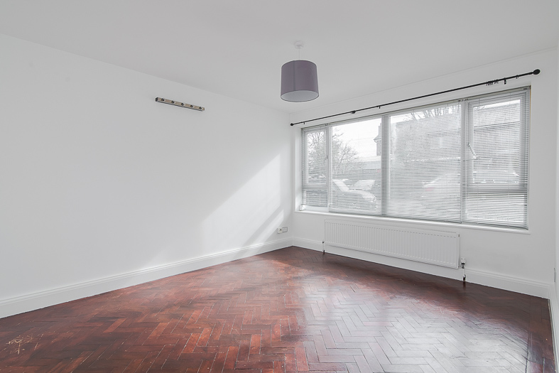 2 bedroom Bungalow To Let