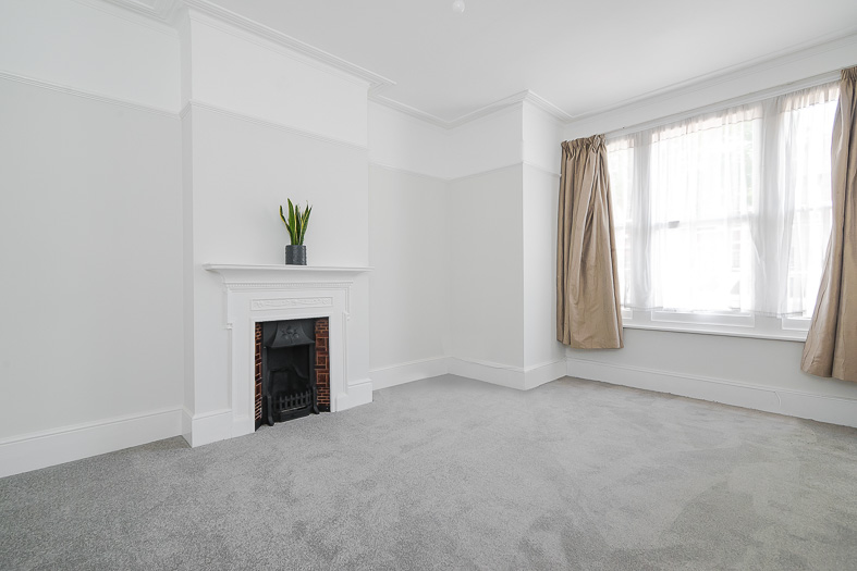 2 bedroom Bungalow To Let