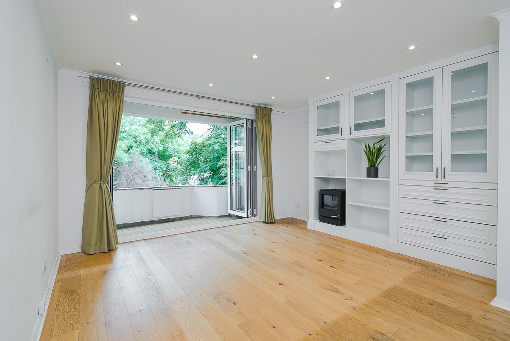 2 bedroom Bungalow To Let