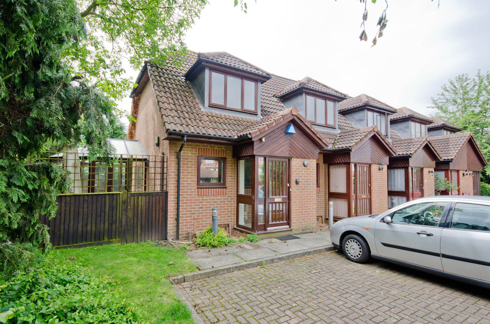 1 bedroom Detached house To Let