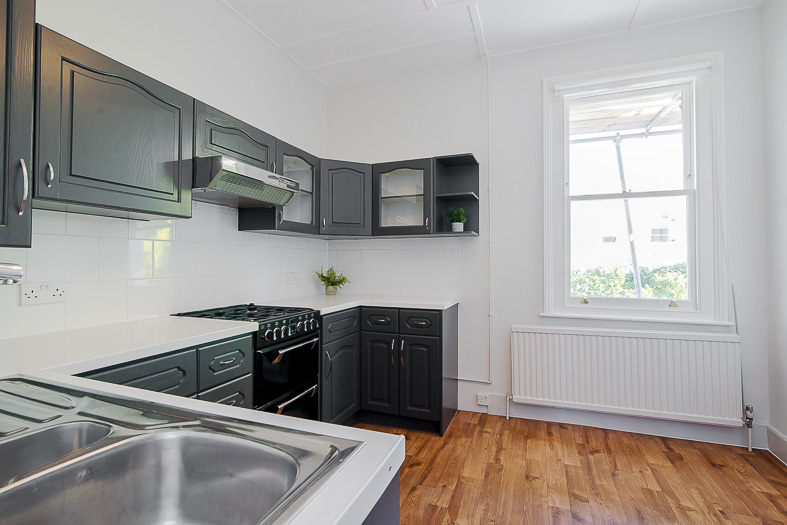 2 bedroom Bungalow To Let