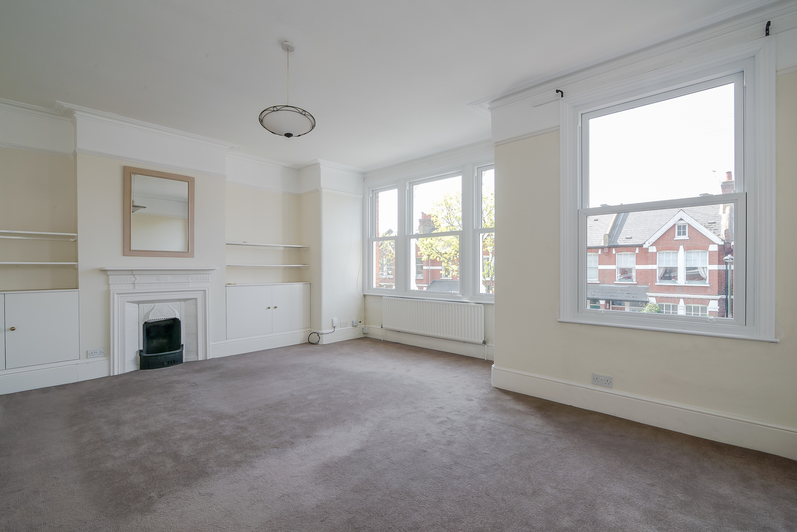 2 bedroom Bungalow To Let