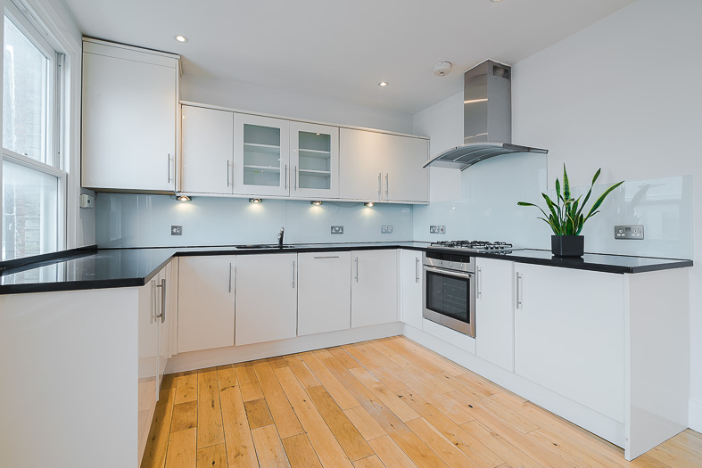 2 bedroom Bungalow To Let