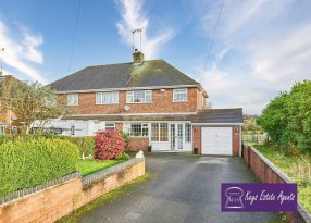 3 bedroom Detached house SSTC