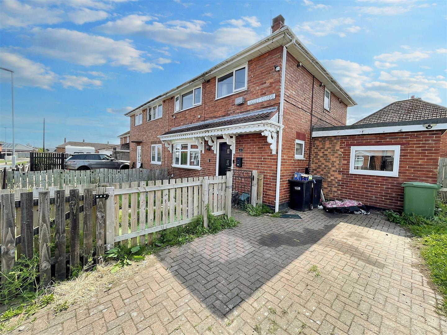 3 bedroom Detached house For sale