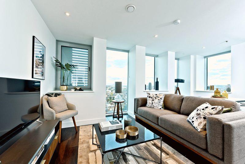 2 bedroom Flat Let Agreed