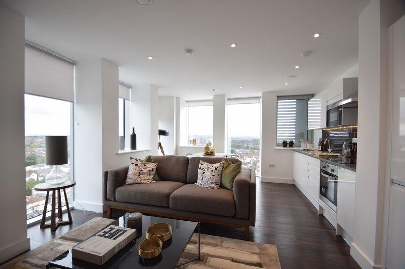 2 bedroom Flat Let Agreed