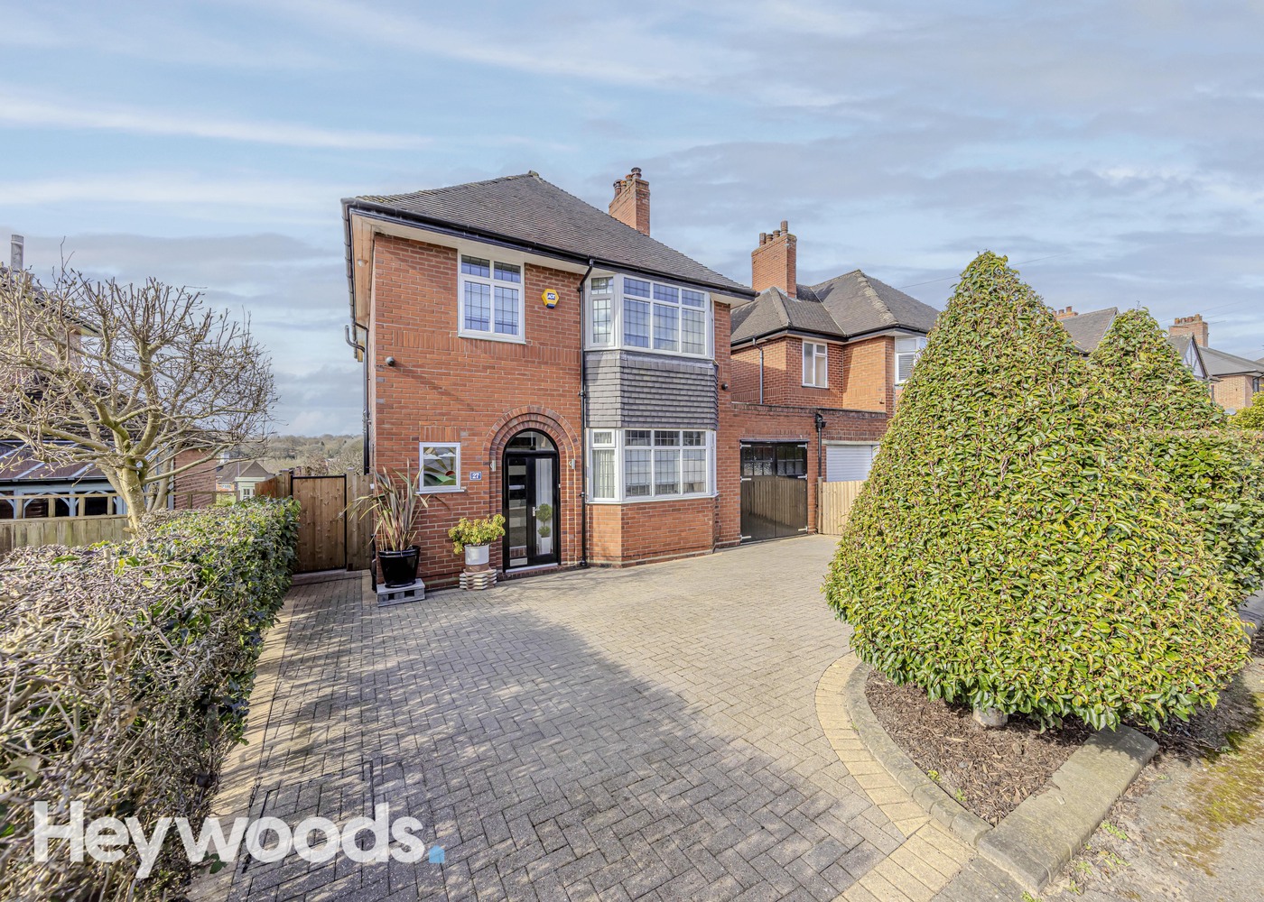 4 bedroom Detached house Under Offer
