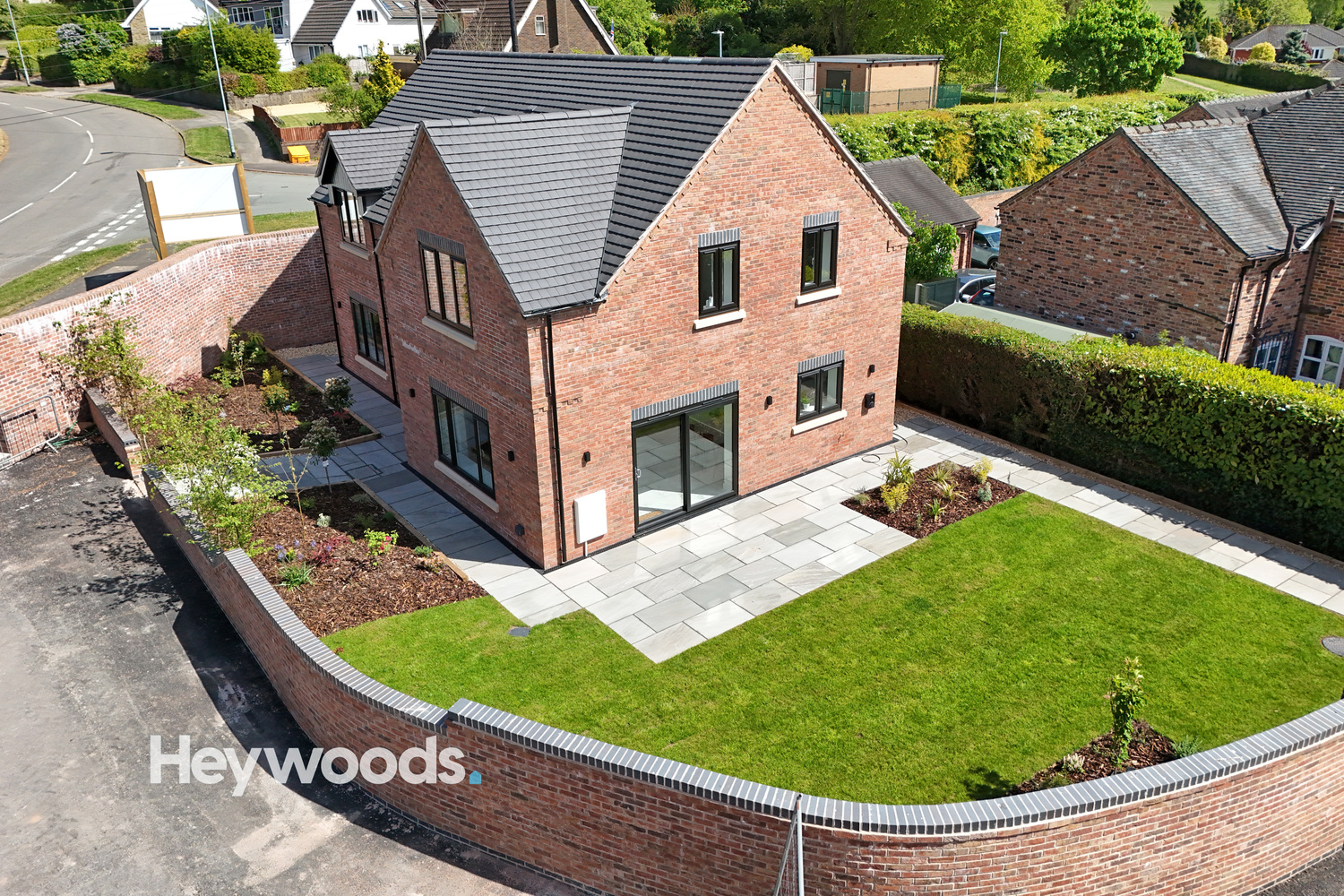 4 bedroom Detached house Under Offer