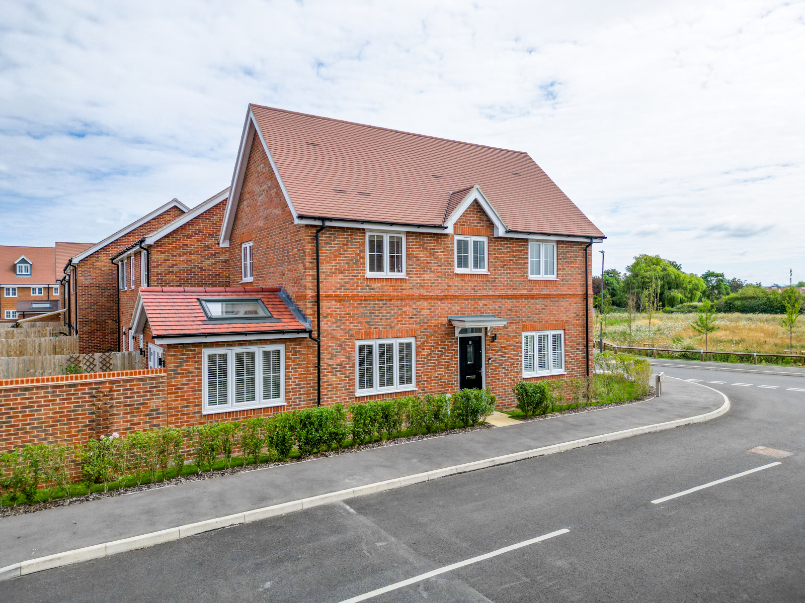 3 bedroom Detached house Under Offer