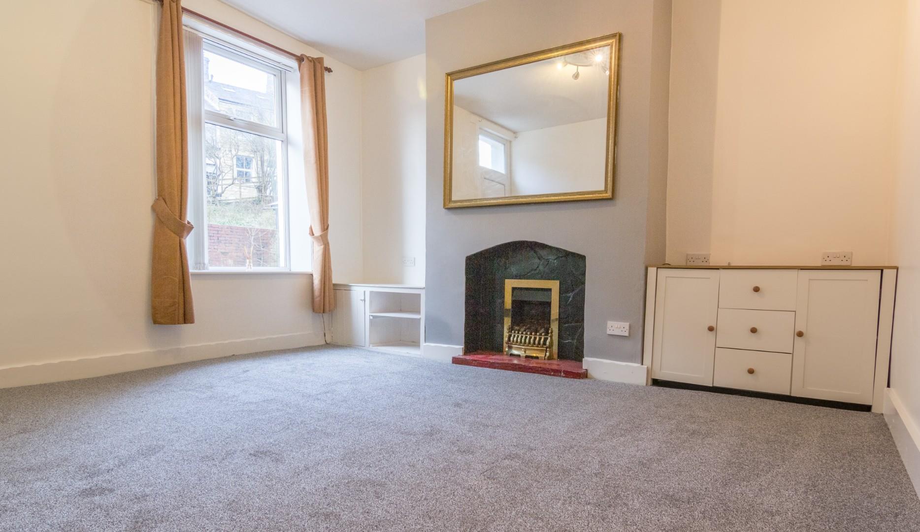 2 bedroom Terraced SSTC