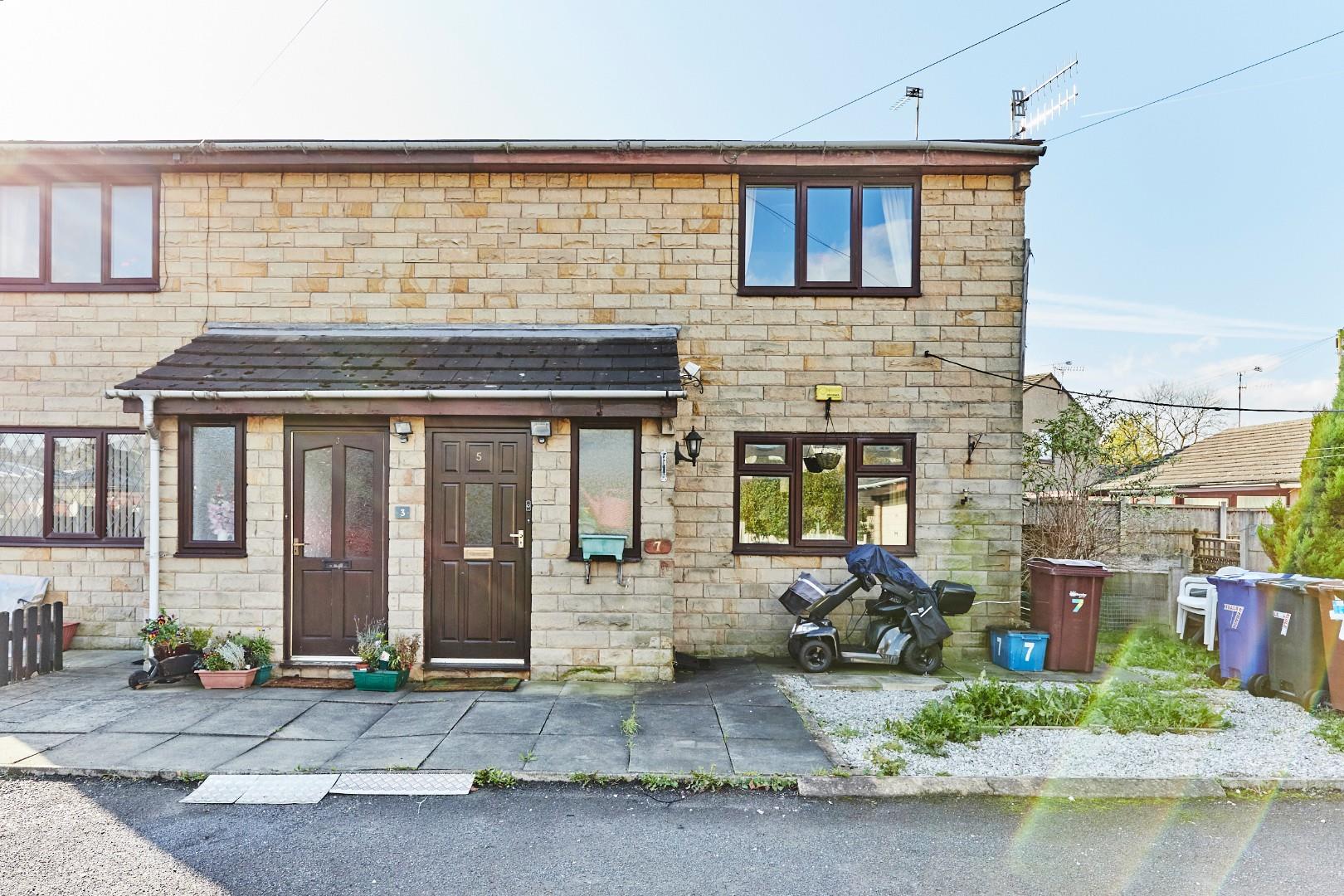 2 bedroom Purpose Built SSTC