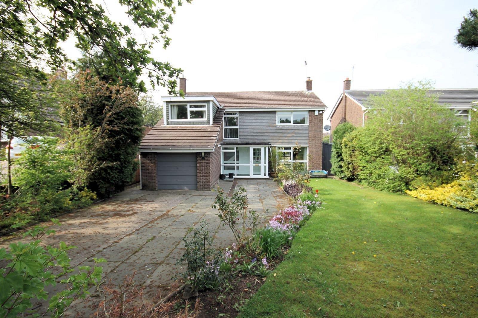 4 bedroom Detached House Let