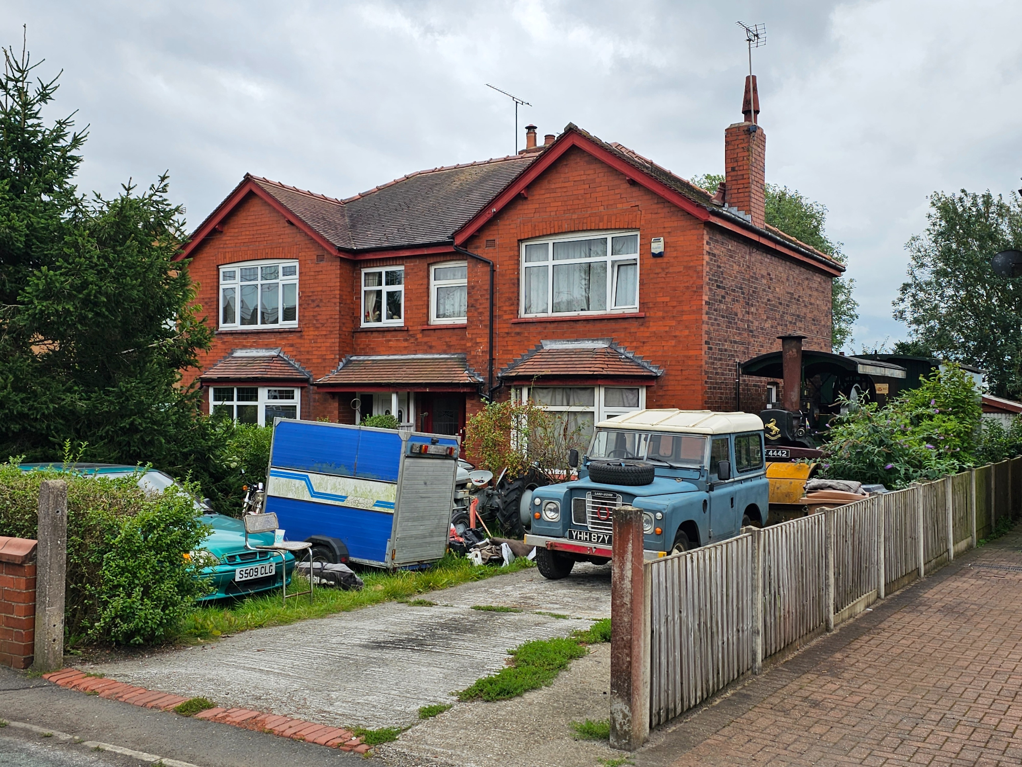 3 bedroom Semi-Detached House SSTC