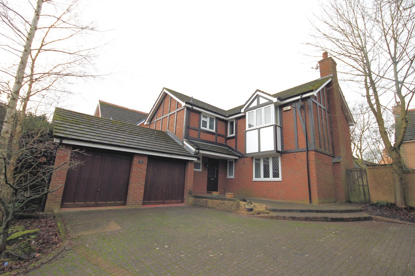 5 bedroom Detached House Let