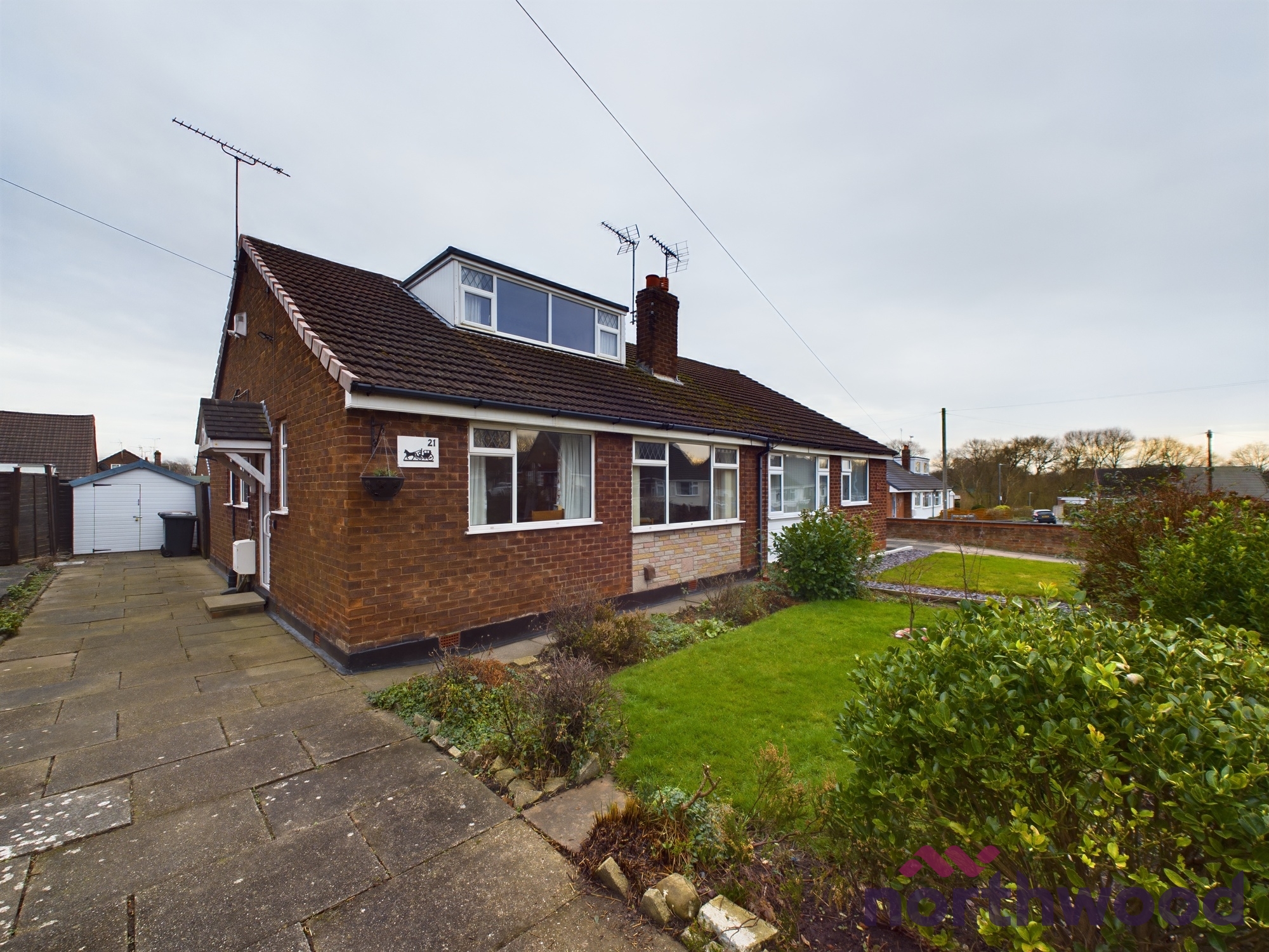 2 bedroom Bungalow For Sale