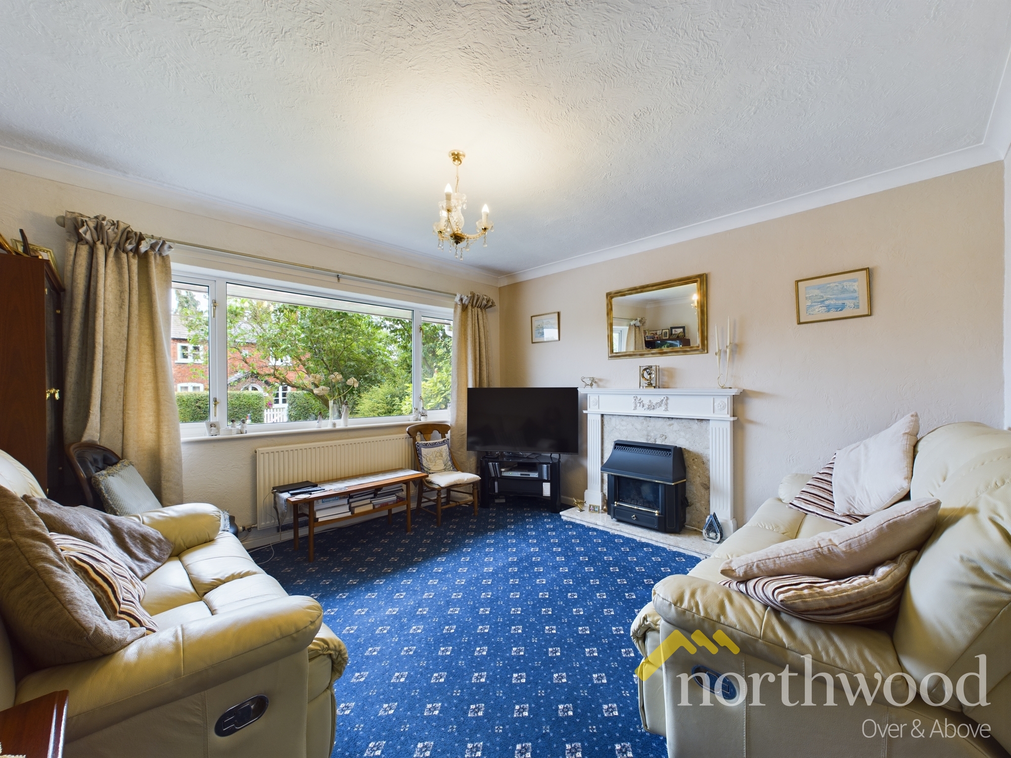 3 bedroom Detached House SSTC
