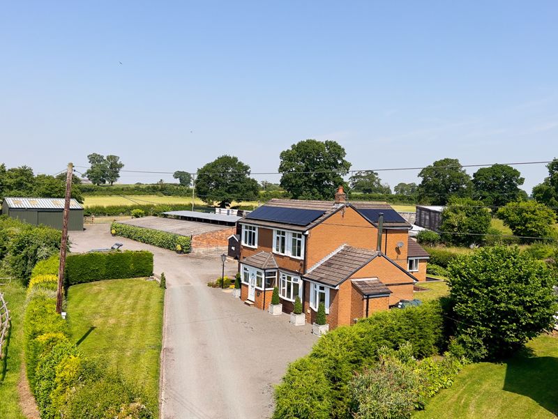 4 bedroom House For Sale