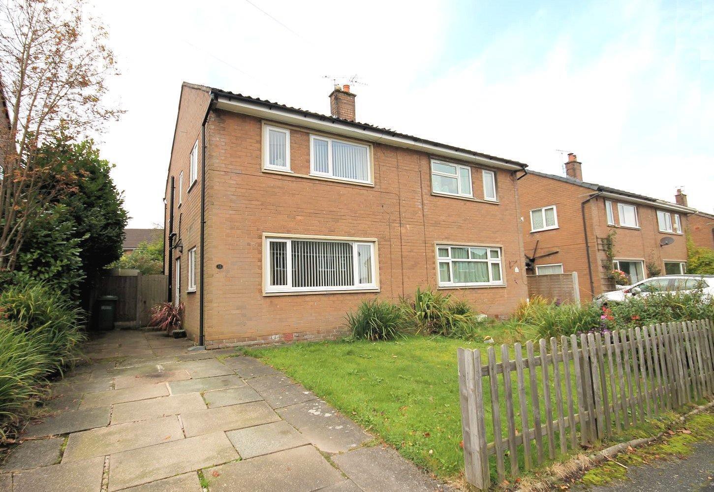 3 bedroom Semi-Detached House Let