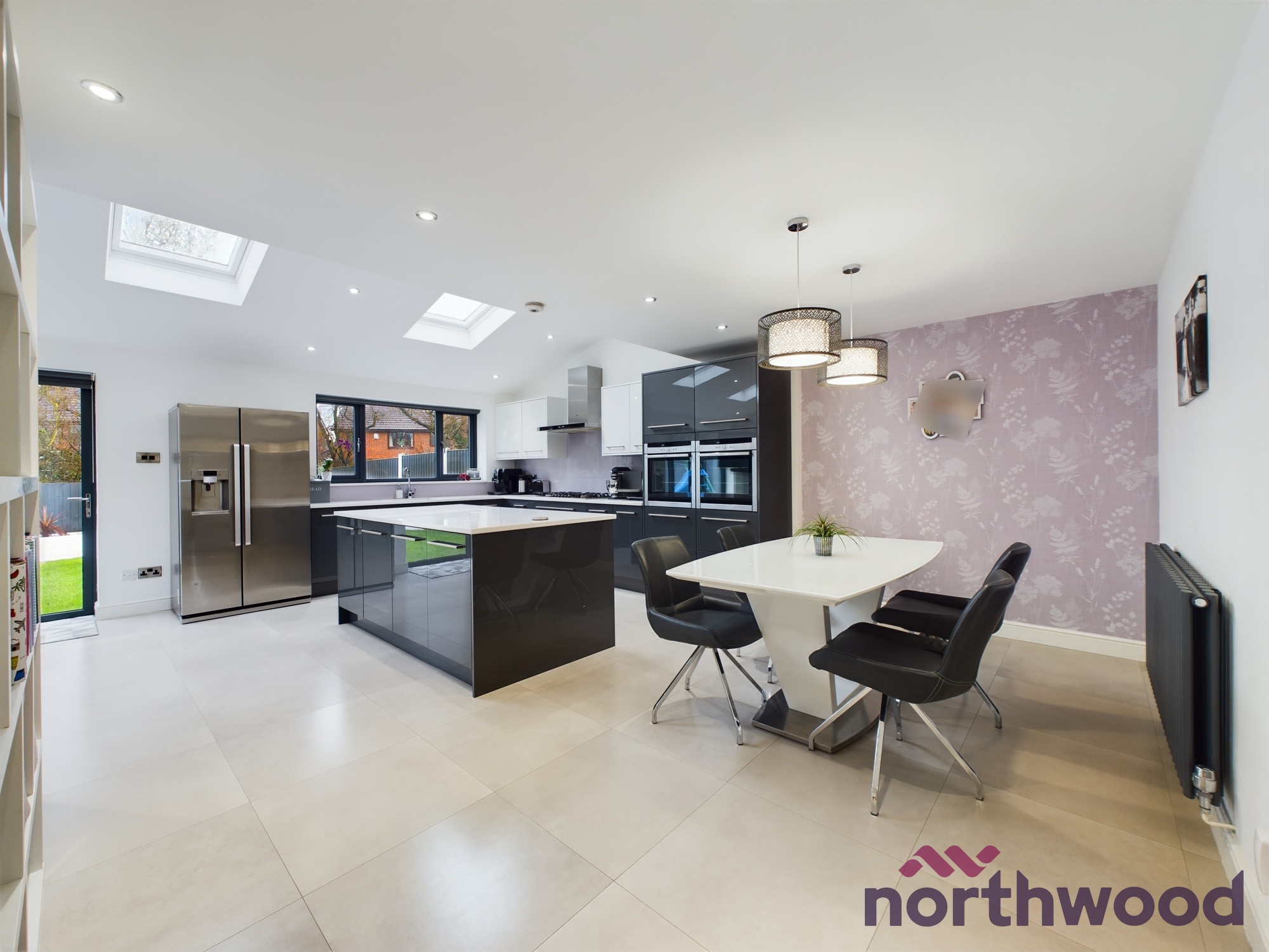 4 bedroom Detached House SSTC