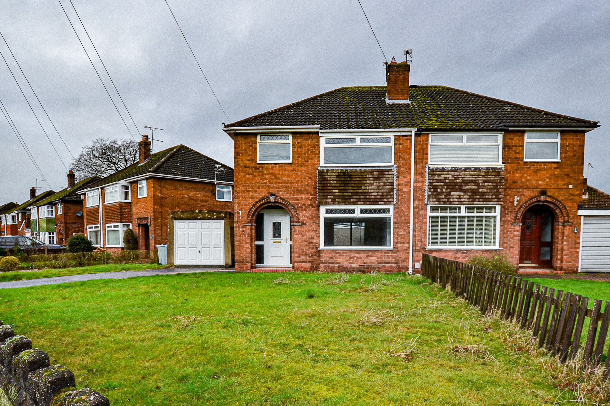 3 bedroom Semi-Detached House Let agreed