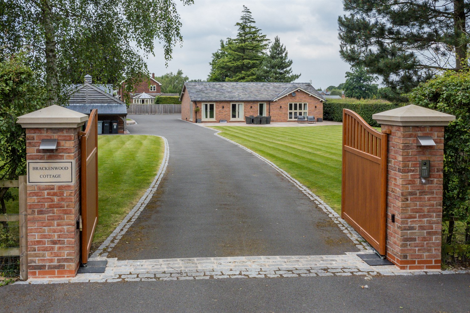 3 bedroom Detached House Sold