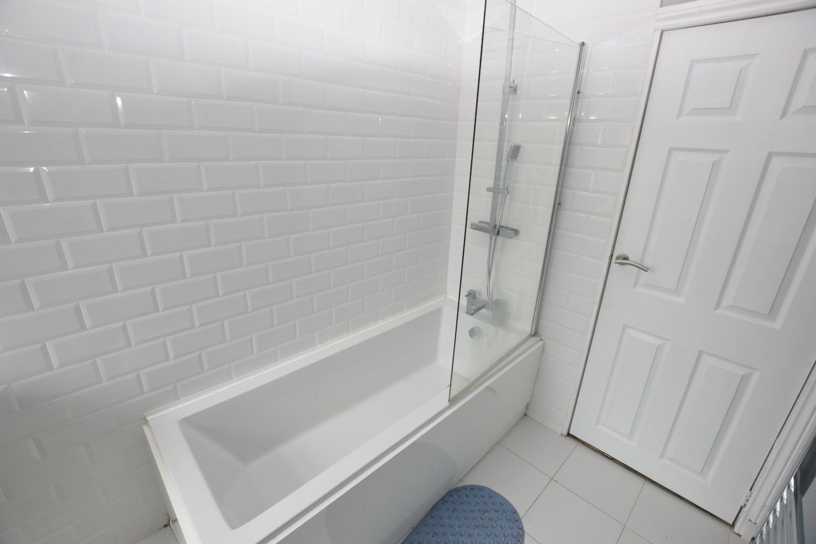 2 bedroom Terraced Let Agreed