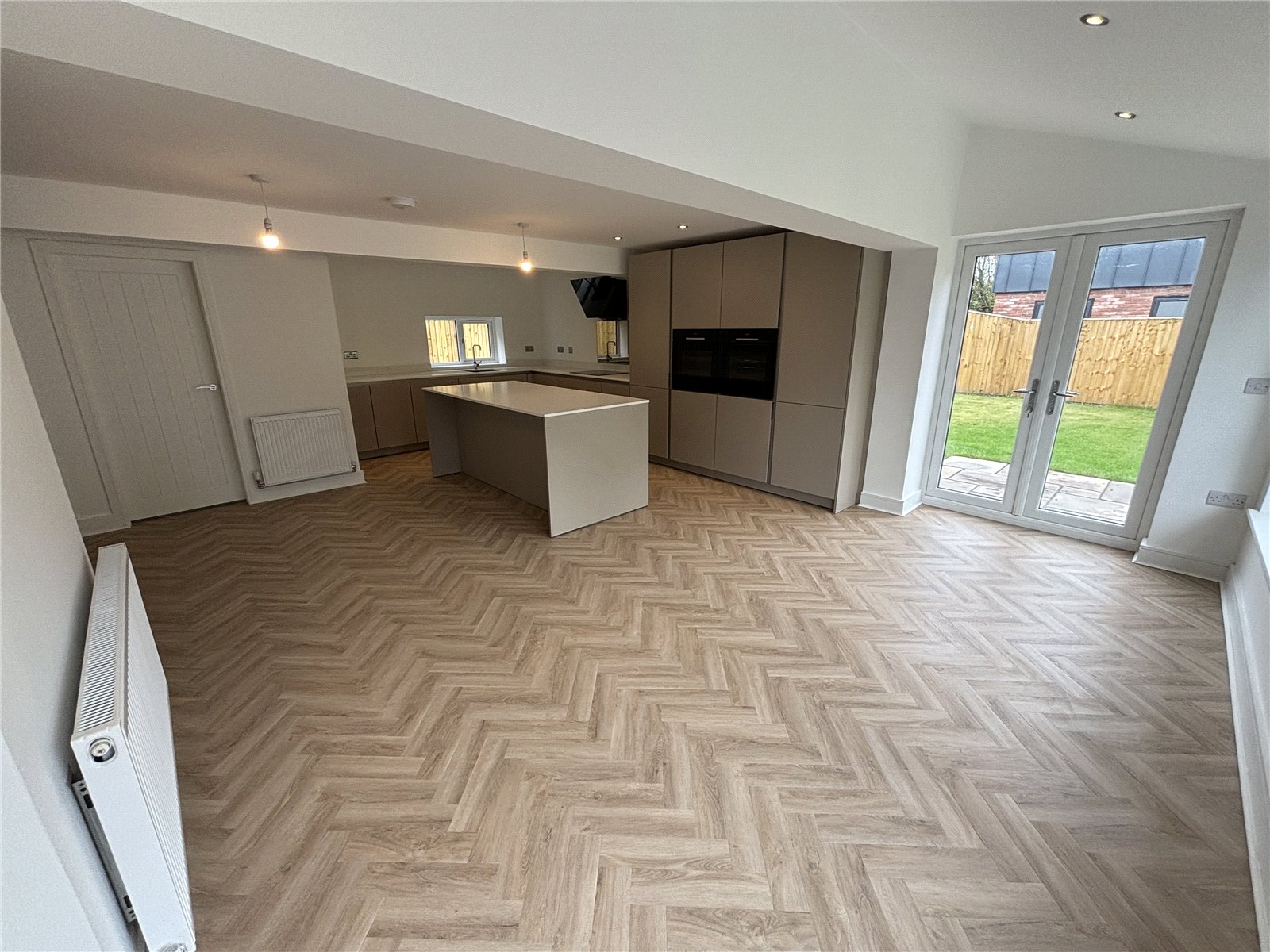 4 bedroom Cottage For Sale