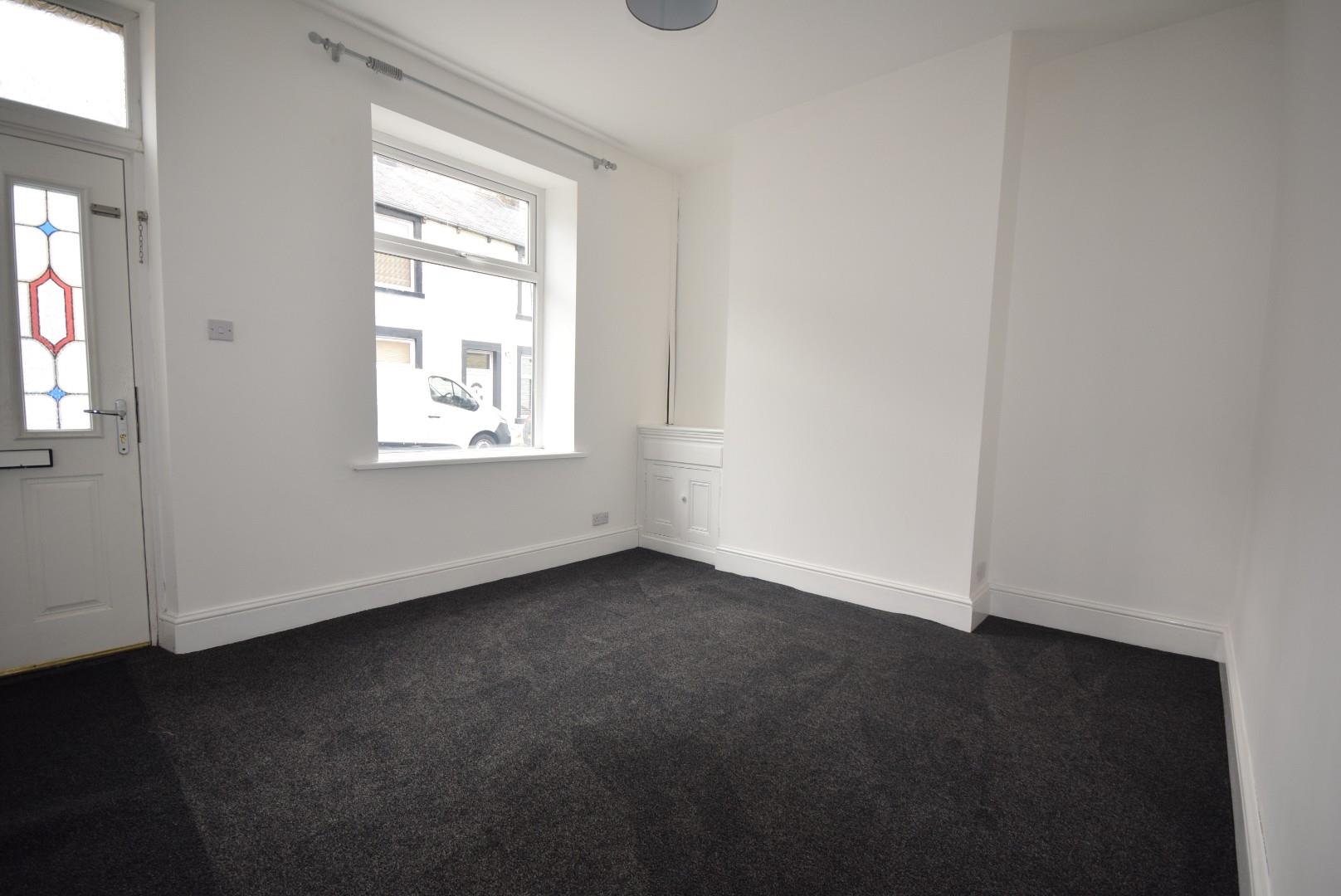 2 bedroom Terraced Let Agreed
