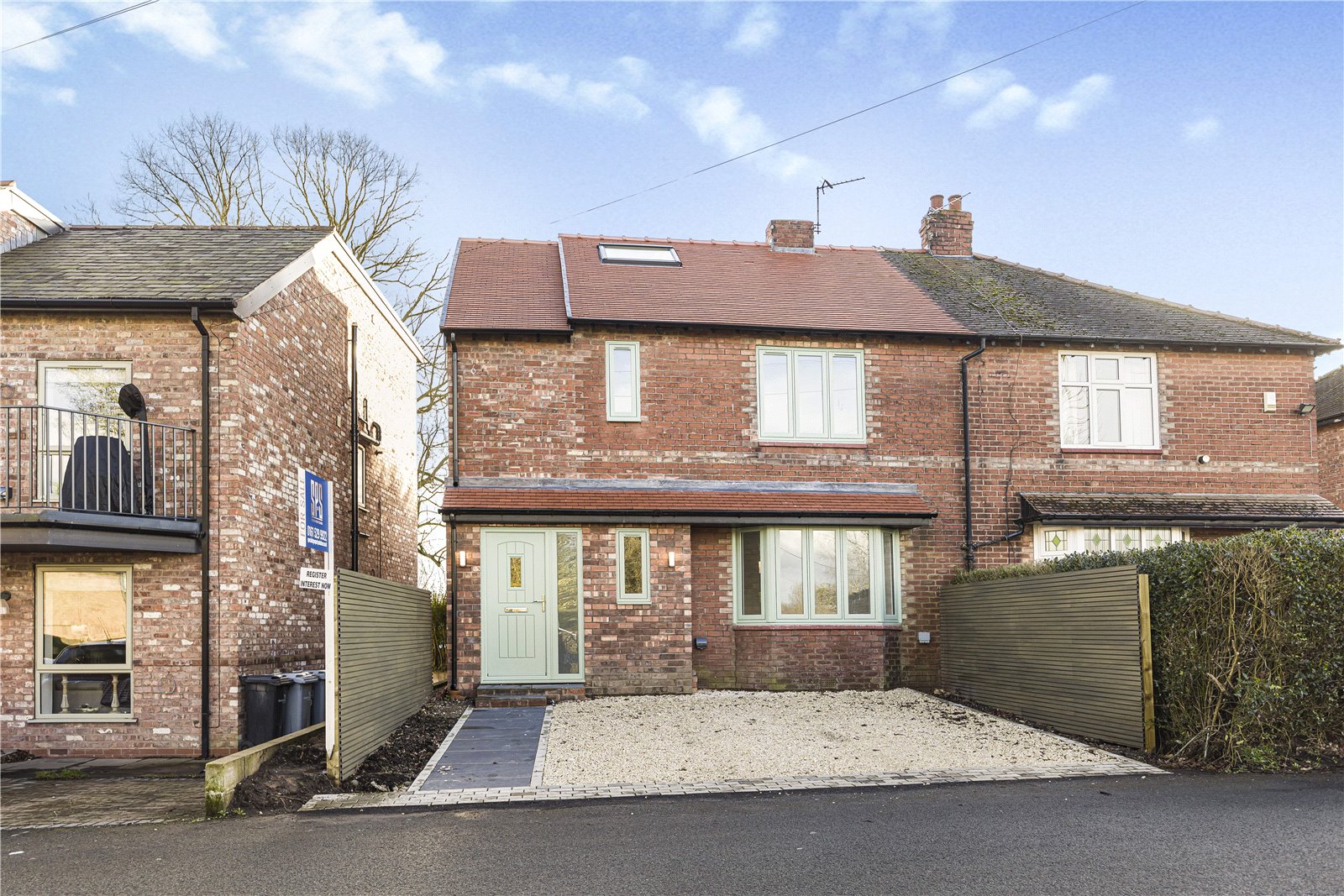 4 bedroom Semi-Detached House For Sale