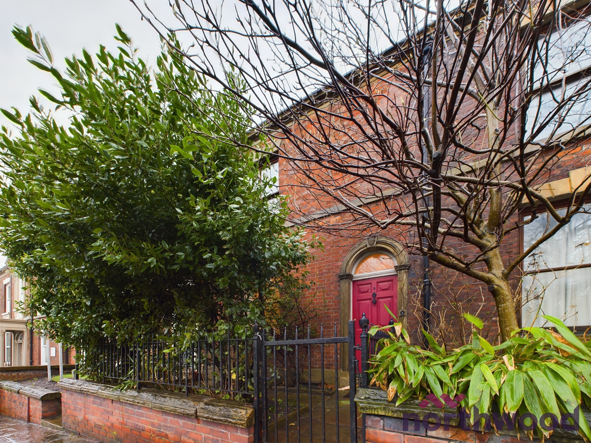 2 bedroom Terraced House Let agreed