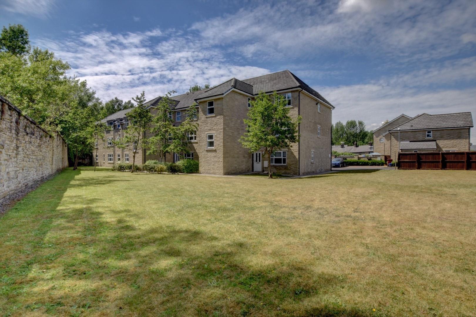 2 bedroom Apartment Let Agreed