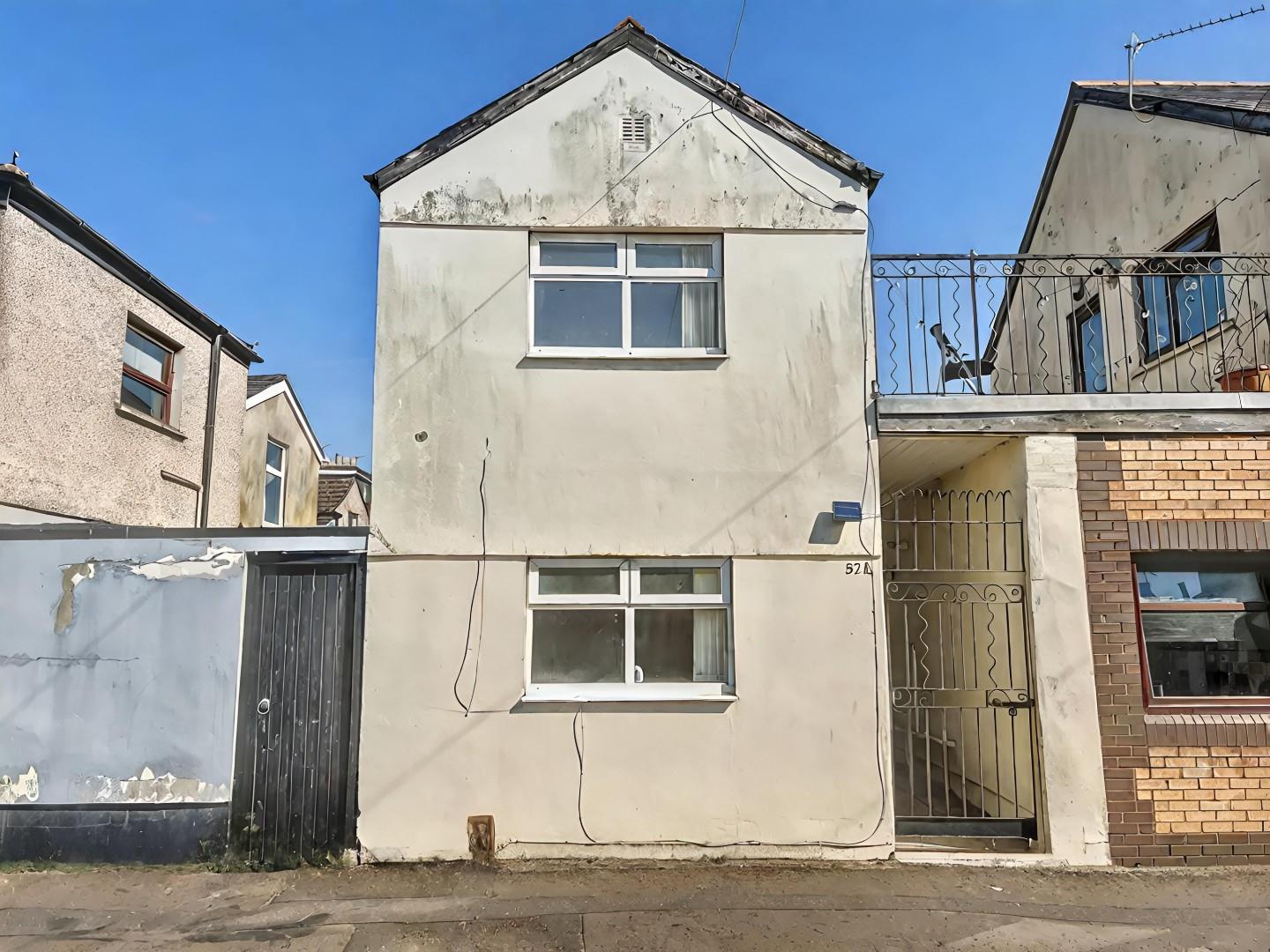 2 bedroom Semi-Detached House For Sale