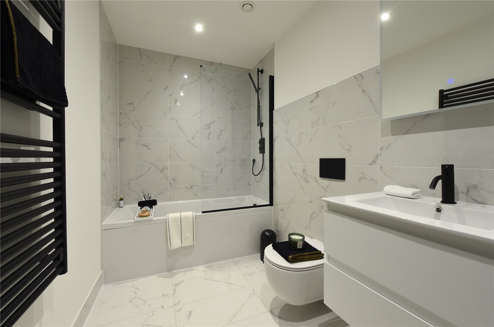 3 bedroom Apartment For Sale