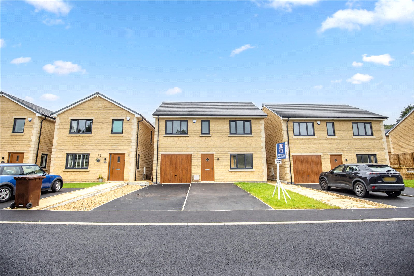4 bedroom Semi-Detached House For Sale