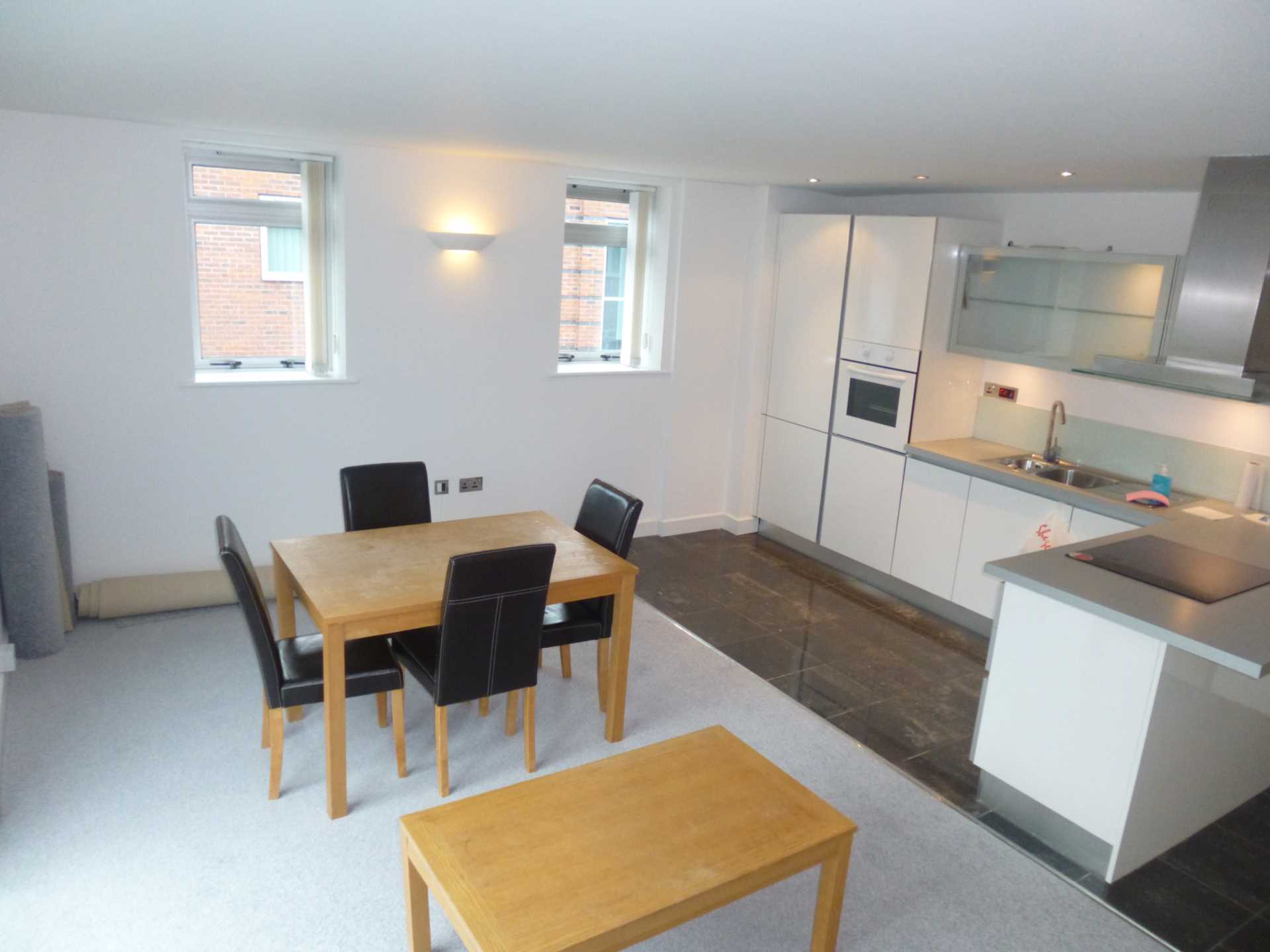 2 bedroom Apartment Let
