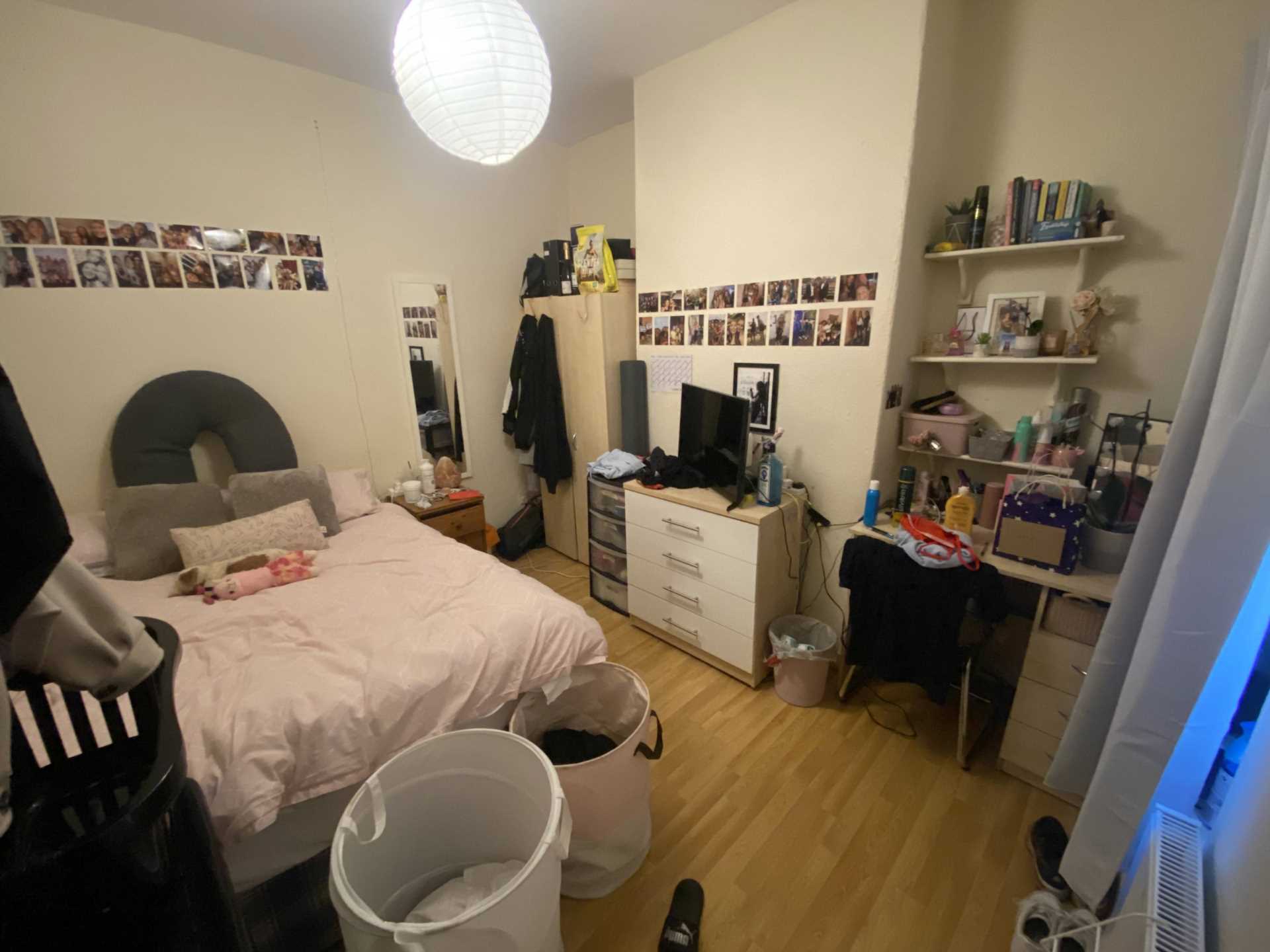4 bedroom End Terrace To Let