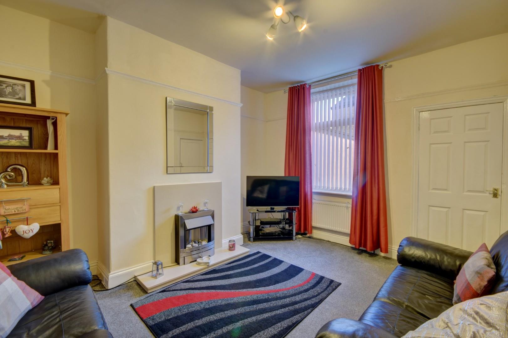 3 bedroom Terraced Under Offer