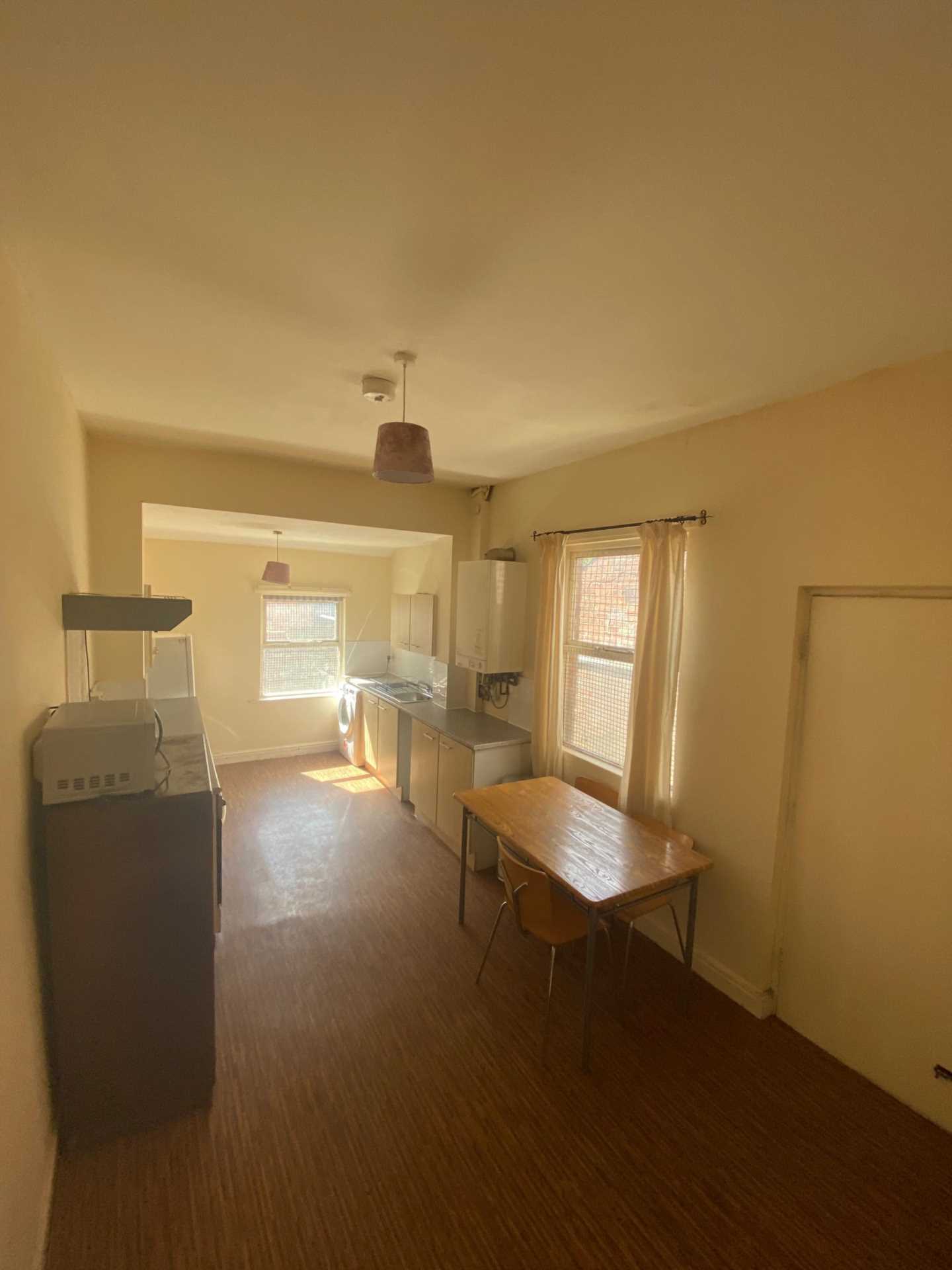 3 bedroom Terraced To Let