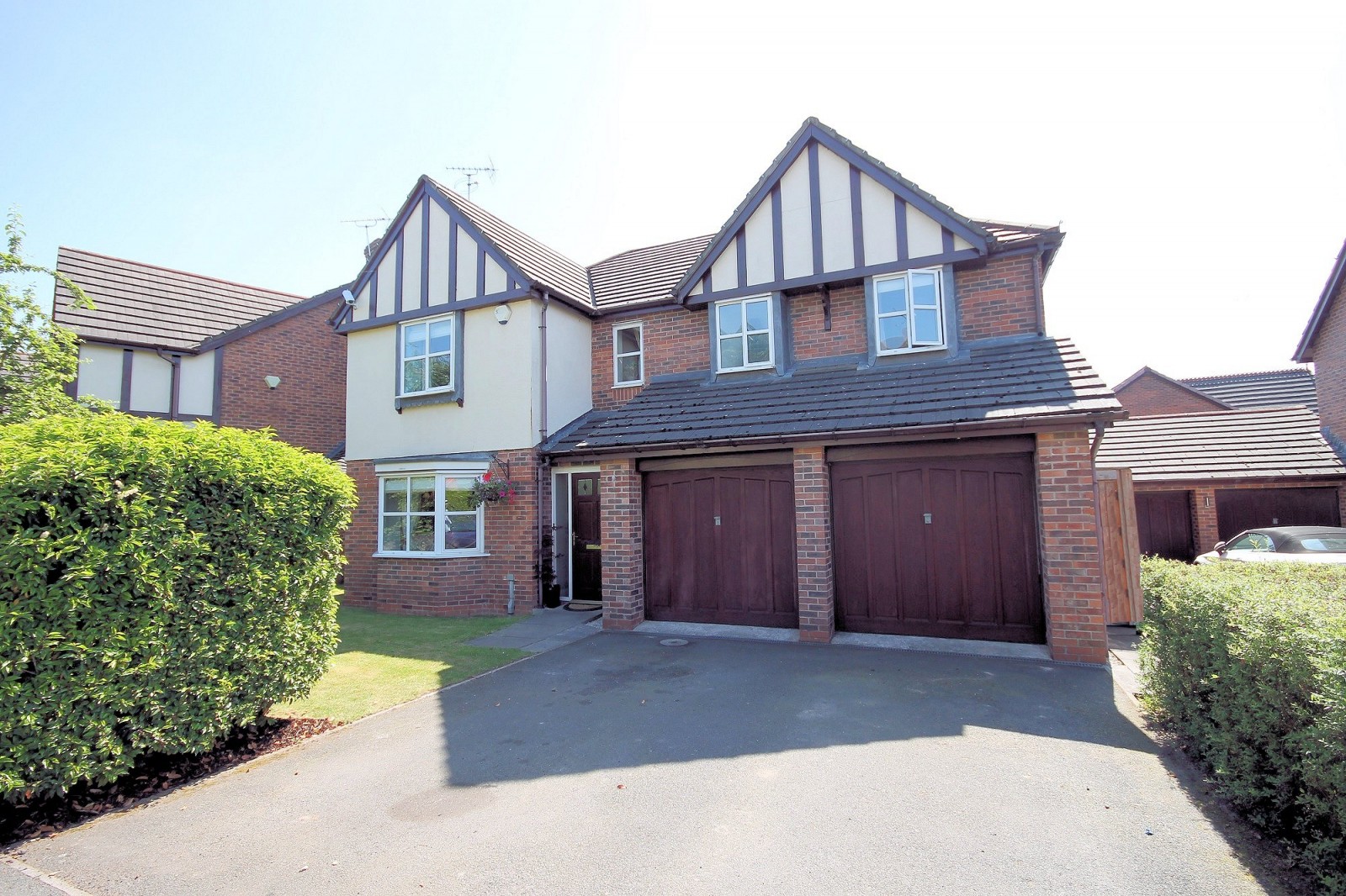 5 bedroom Detached House SSTC
