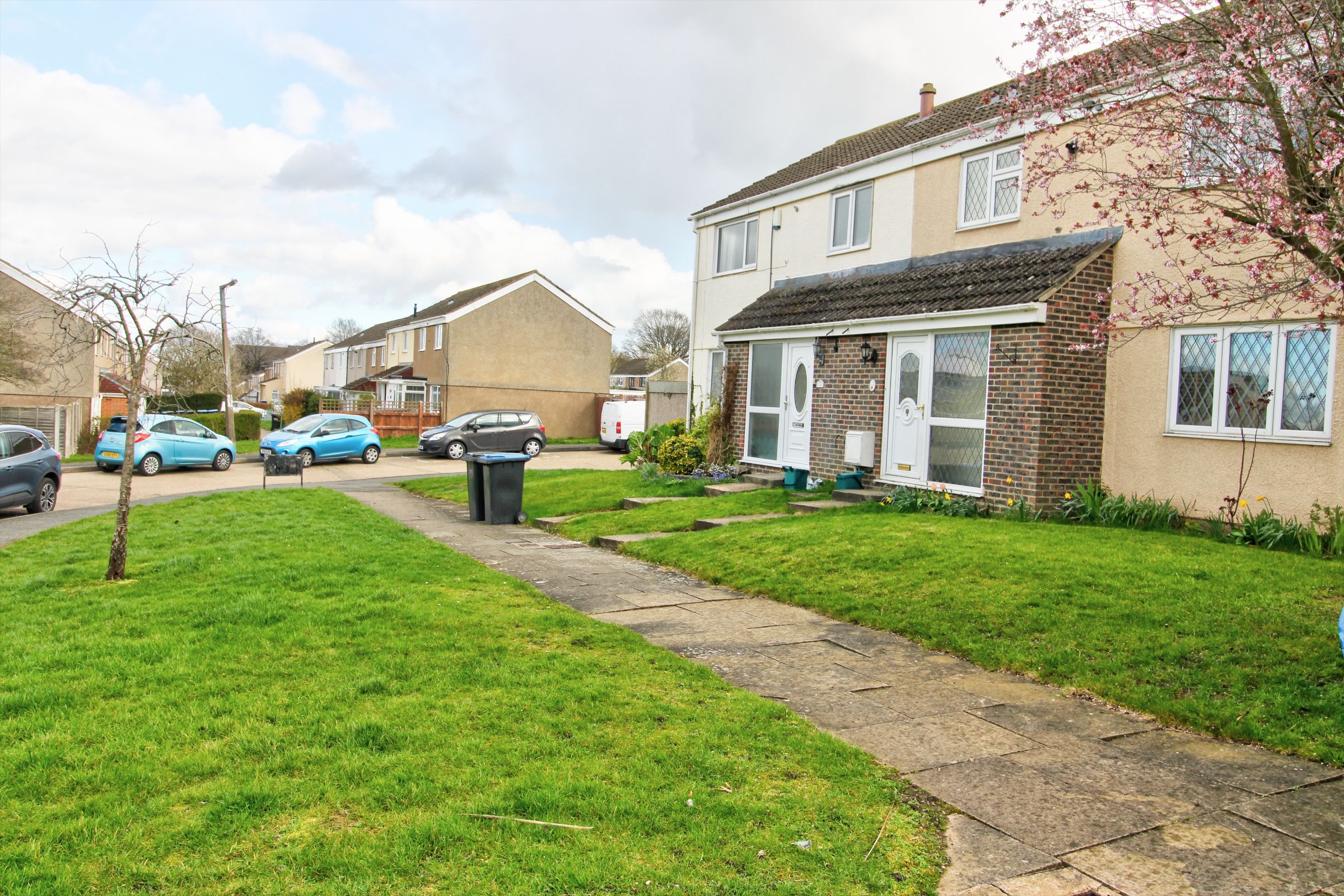 3 bedroom Semi-Detached SSTC