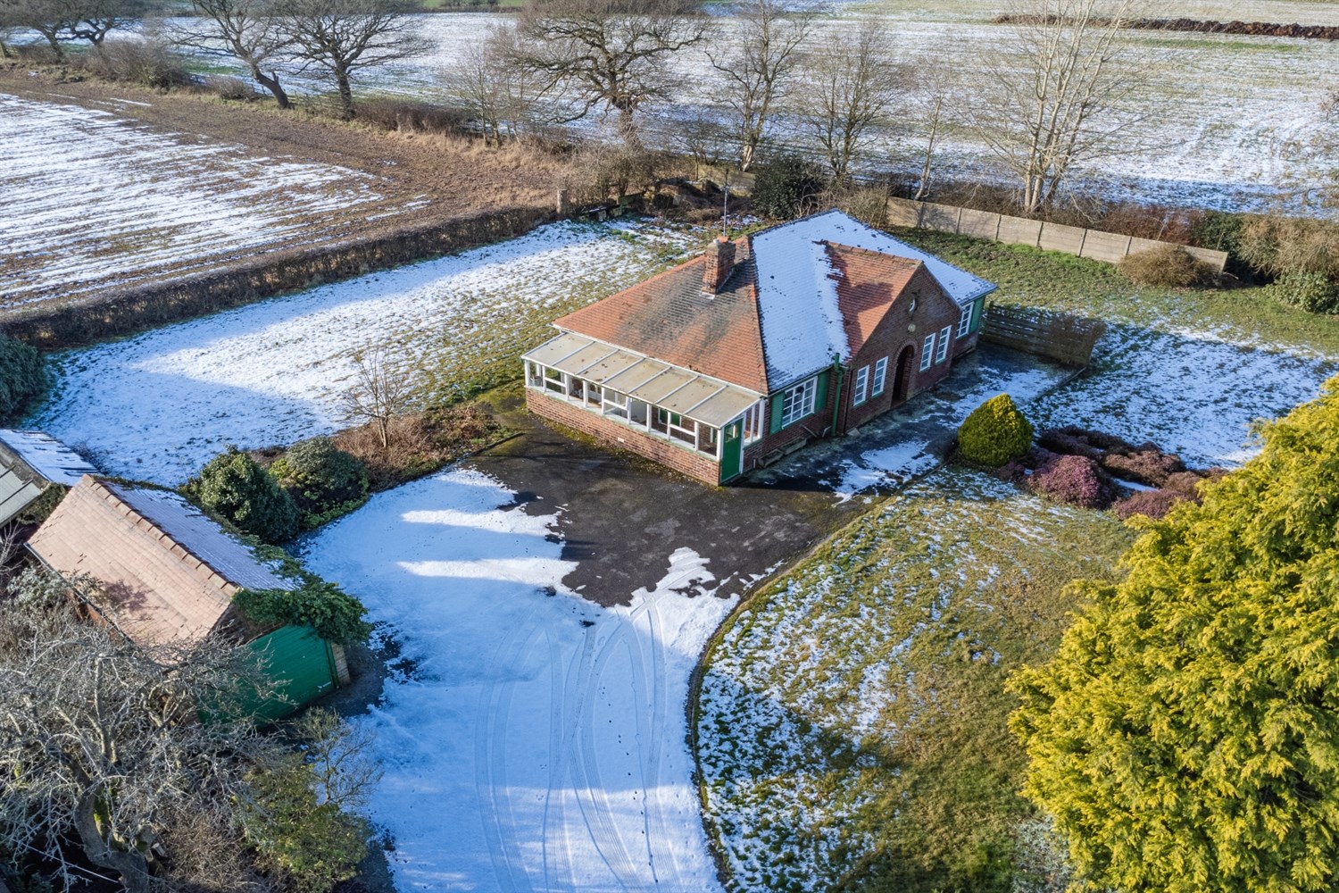 2 bedroom Detached house Sold