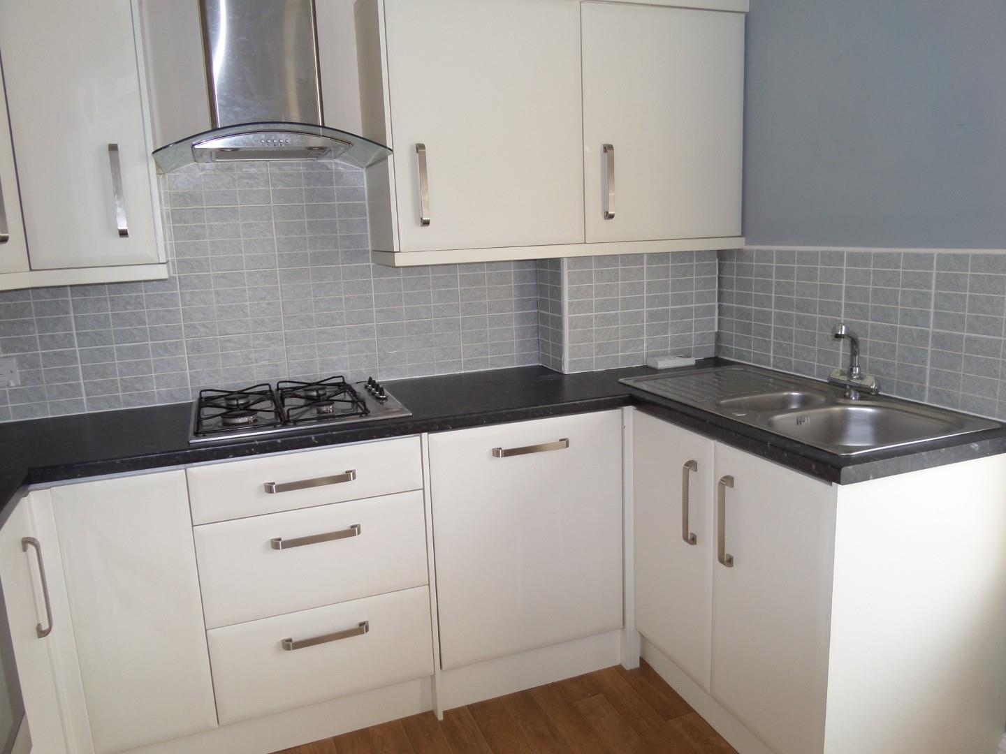 2 bedroom Purpose Built Under Offer