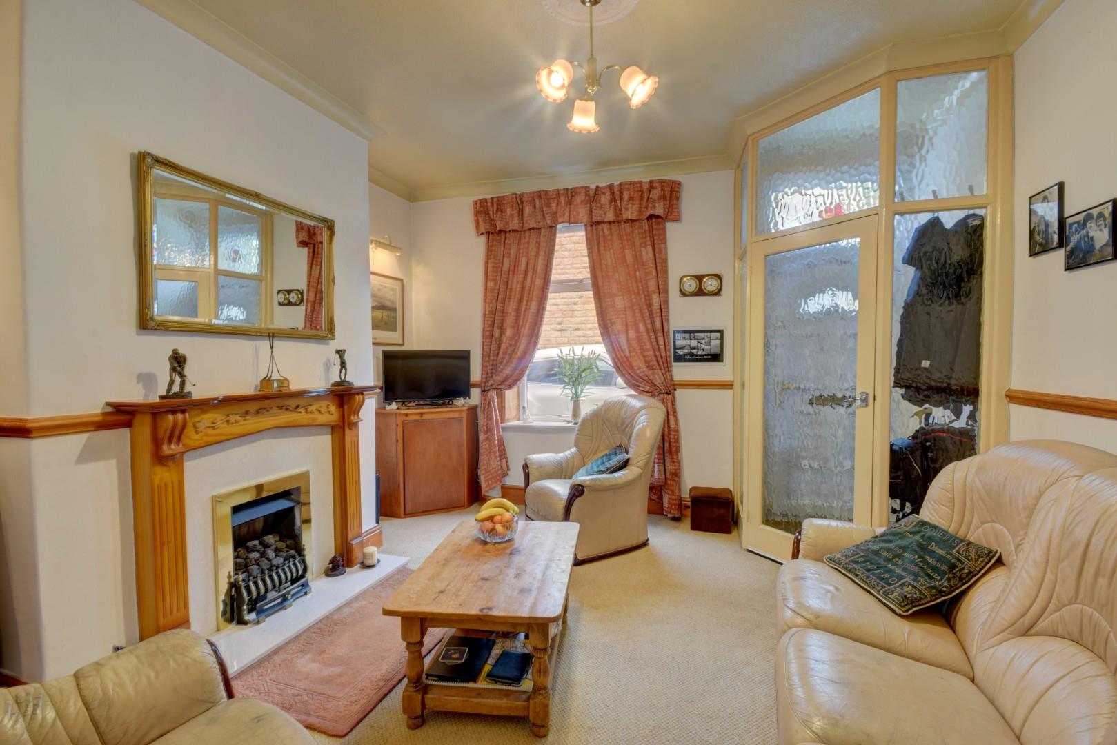 2 bedroom Terraced Under Offer