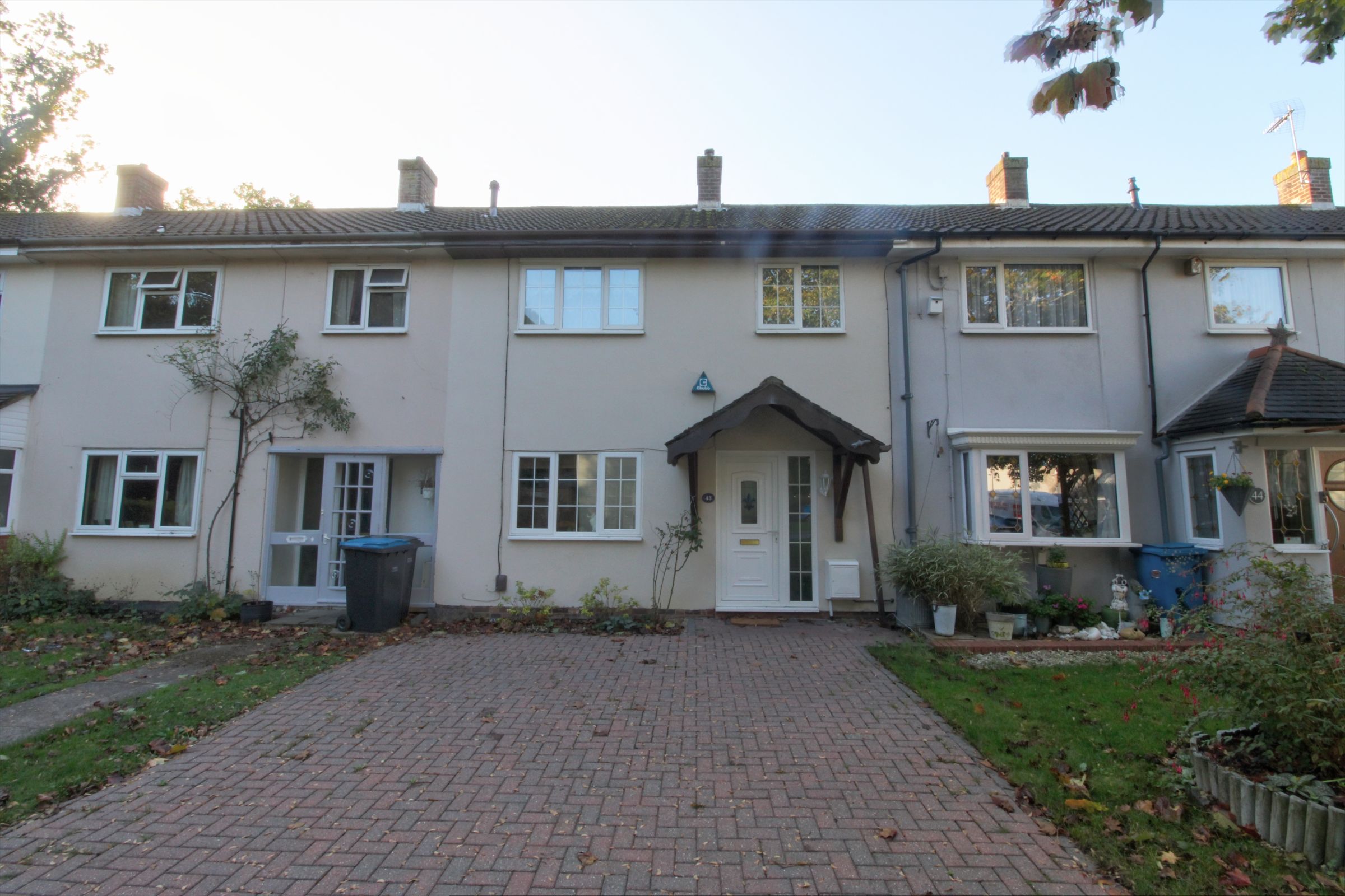 3 bedroom Terraced SSTC