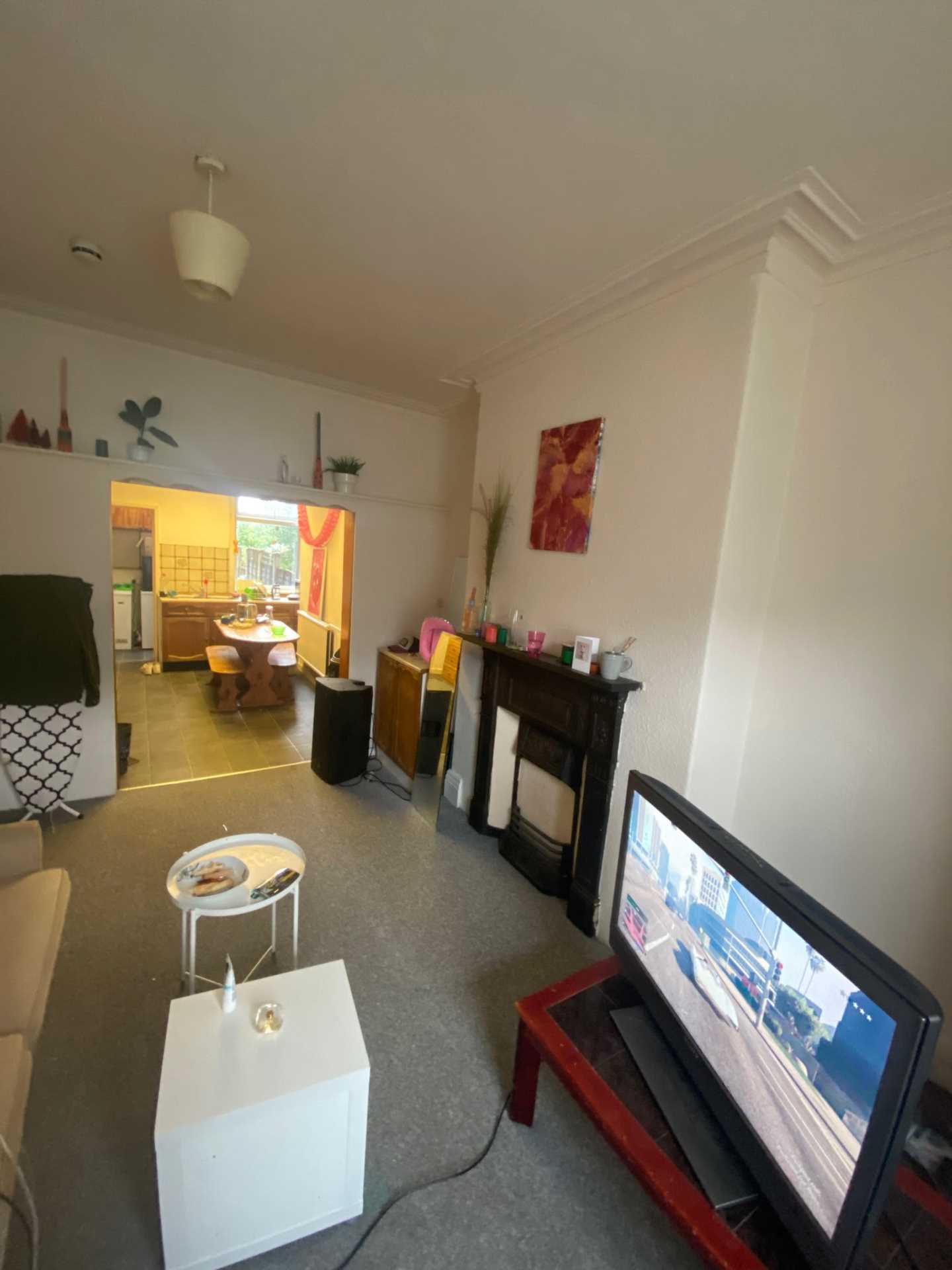 6 bedroom Terraced To Let