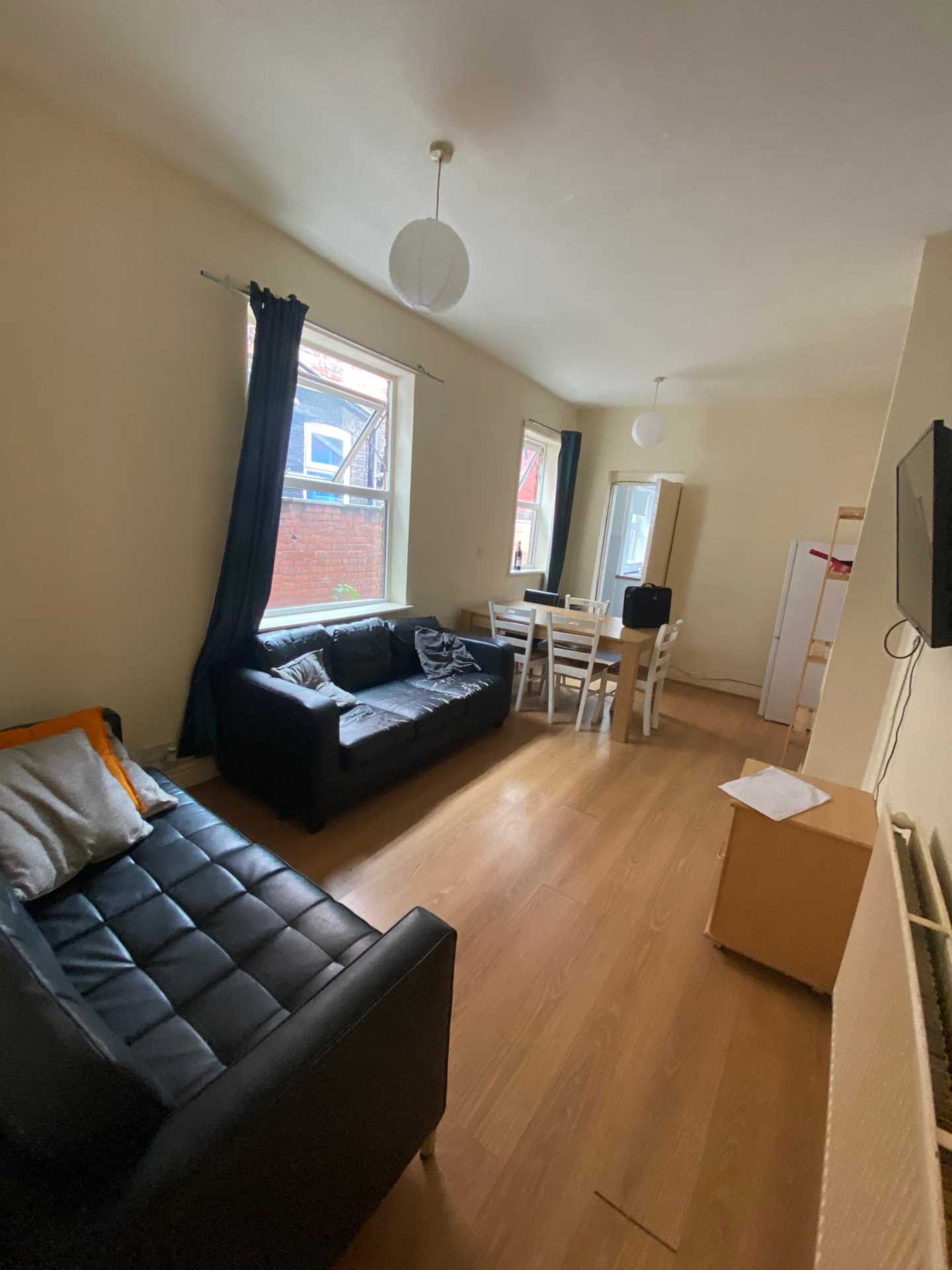 5 bedroom Terraced To Let