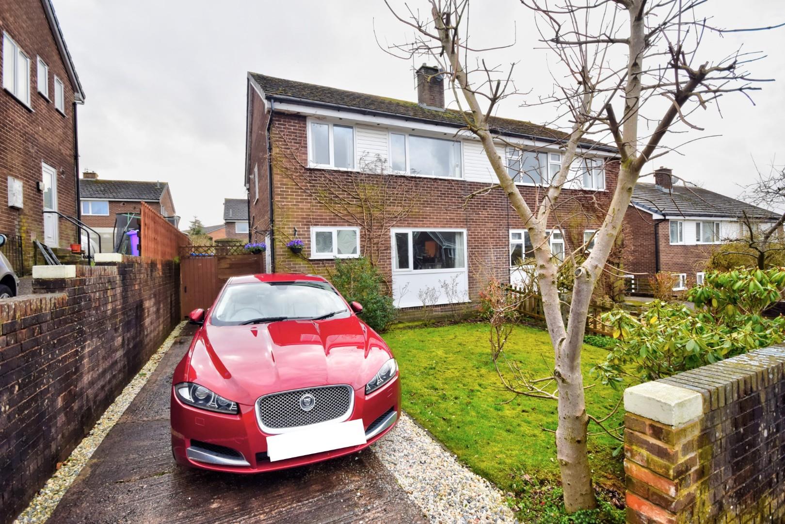 3 bedroom Semi-Detached Under Offer